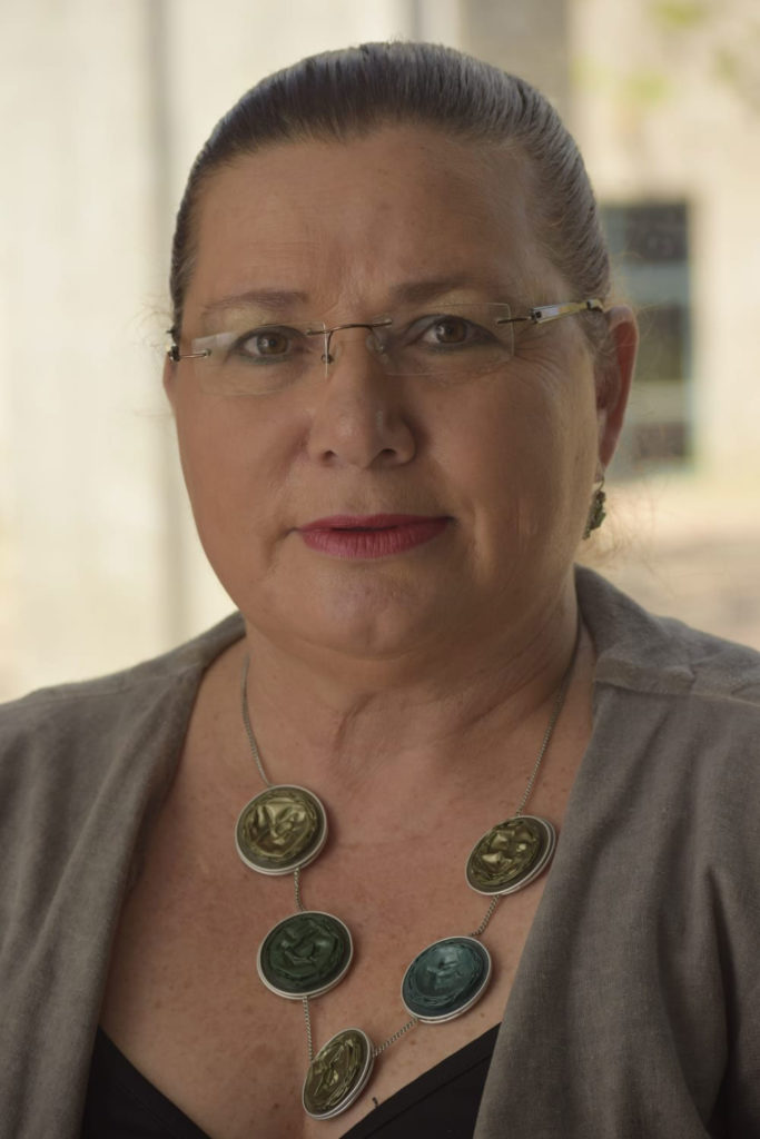 רונית פינסברג, יור יד לבנים רעננה