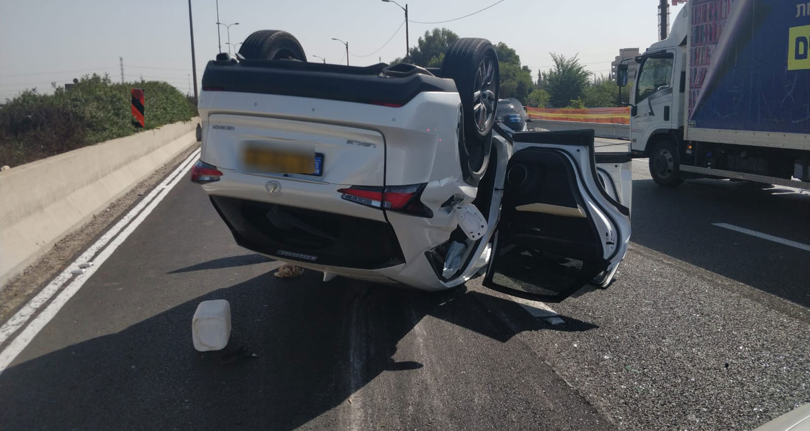 תאונת דרכים מחלף מורשה רמת השרון רכב הפוך 26.10.2020