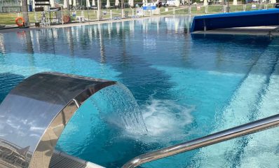 בריכת השחייה בקאנטרי רמת השרון