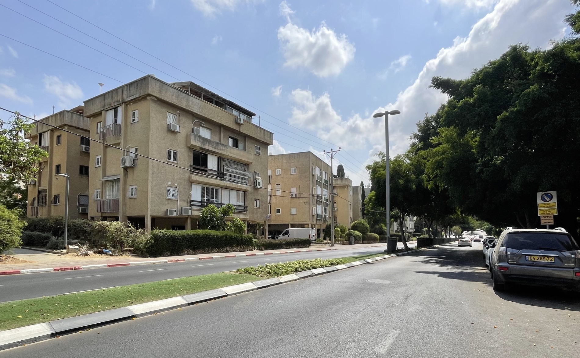 רחוב הרב קוק הרצליה