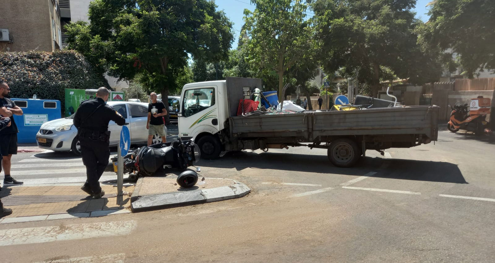 תאונת דרכים בהרצליה משאית ואופנוע 05.09.2021