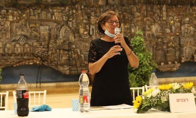 נעמי בר גיורא