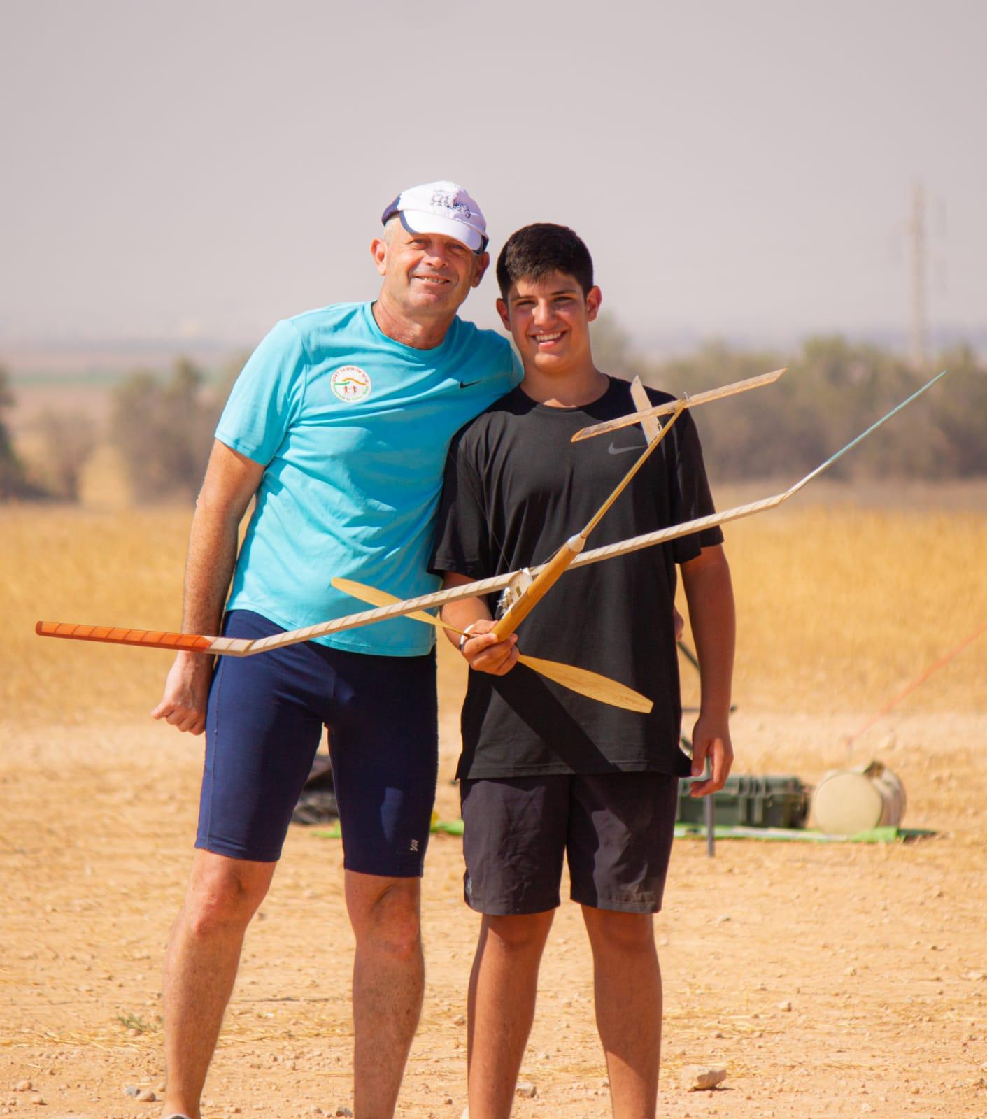 אייל שמשי והמאמן שלו שמוליק קופליק