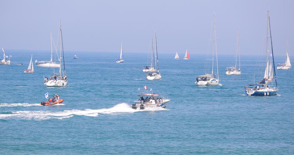 המשט הלאומי של יום העצמאות יצא מהמרינה בהרצליה.