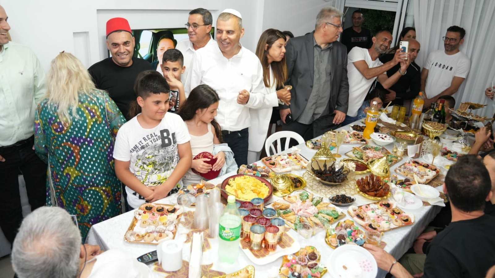 ראש העיר בחגיגות המימונה. צילום: באדיבות עיריית כבר סבא