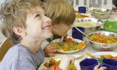 הורחבה תכנית ההזנה ״אפונים״. צילום: דוברות עיריית כפר סבא