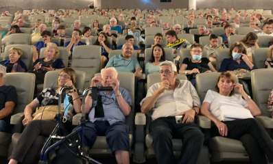 טקס הצדעה למתנדבים. צילום: דוברות עיריית כפר סבא