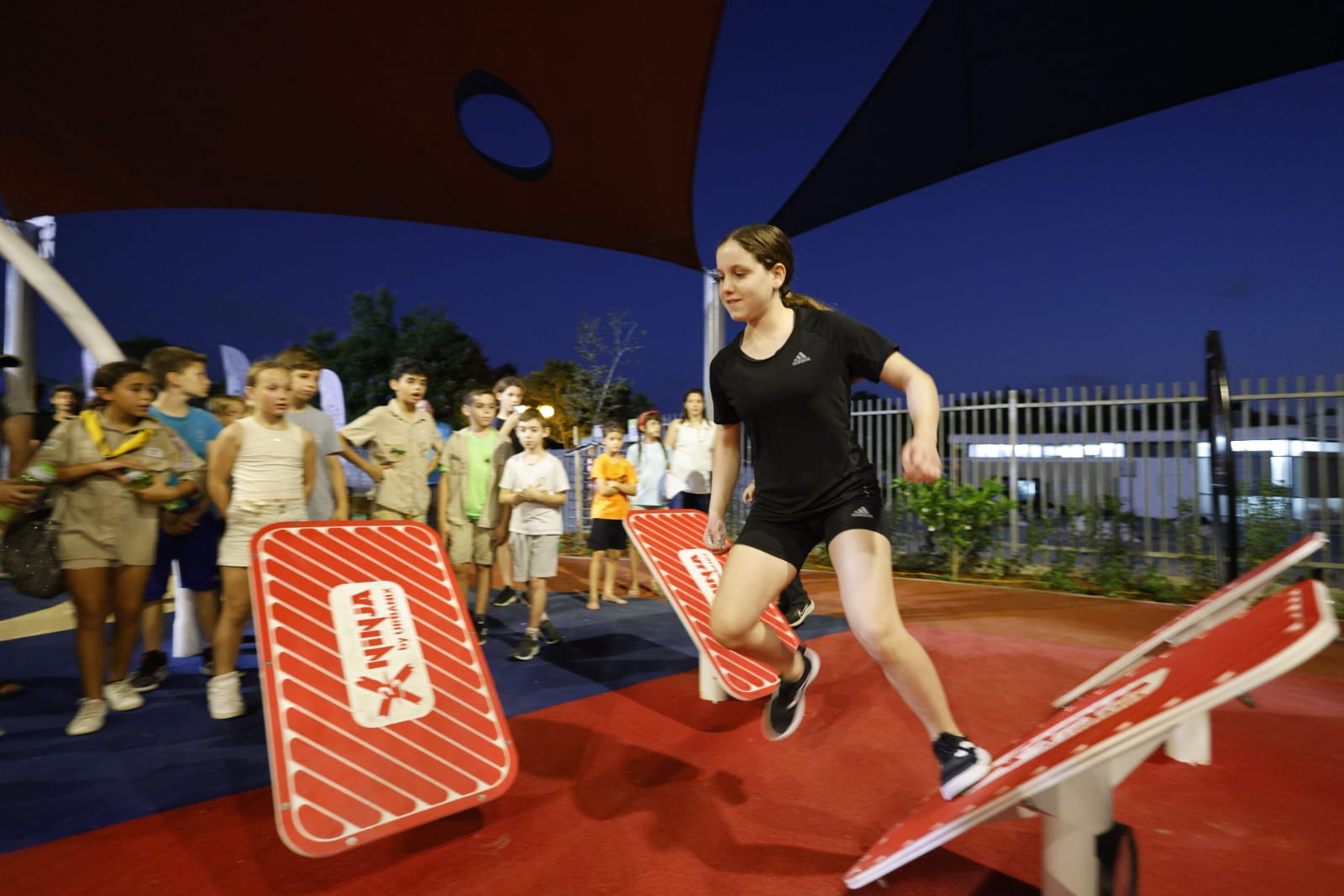 מתחם הנינג'ה החדש בספורטק הוד השרון. צילום: דוברות עיריית הוד השרון