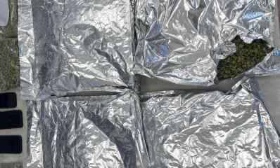 הסמים שנתפסו על ידי השוטרים. צילום: דוברות המשטרה