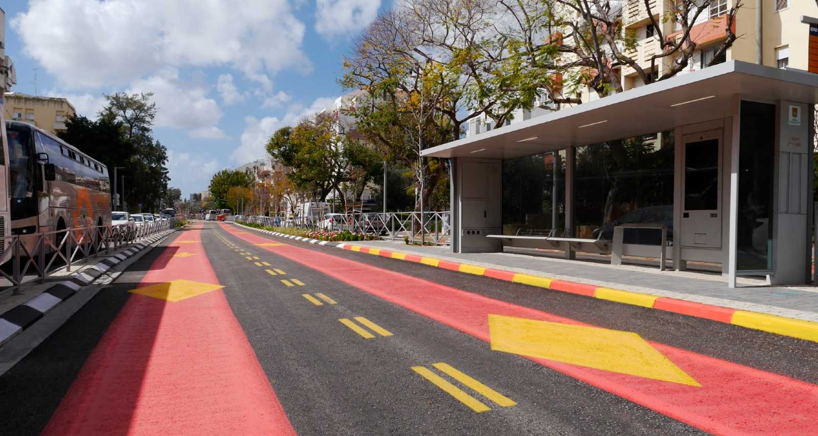 נתיב התחבורה הציבורית החדש בכפר סבא. צילום: לביא תצלומי אוויר