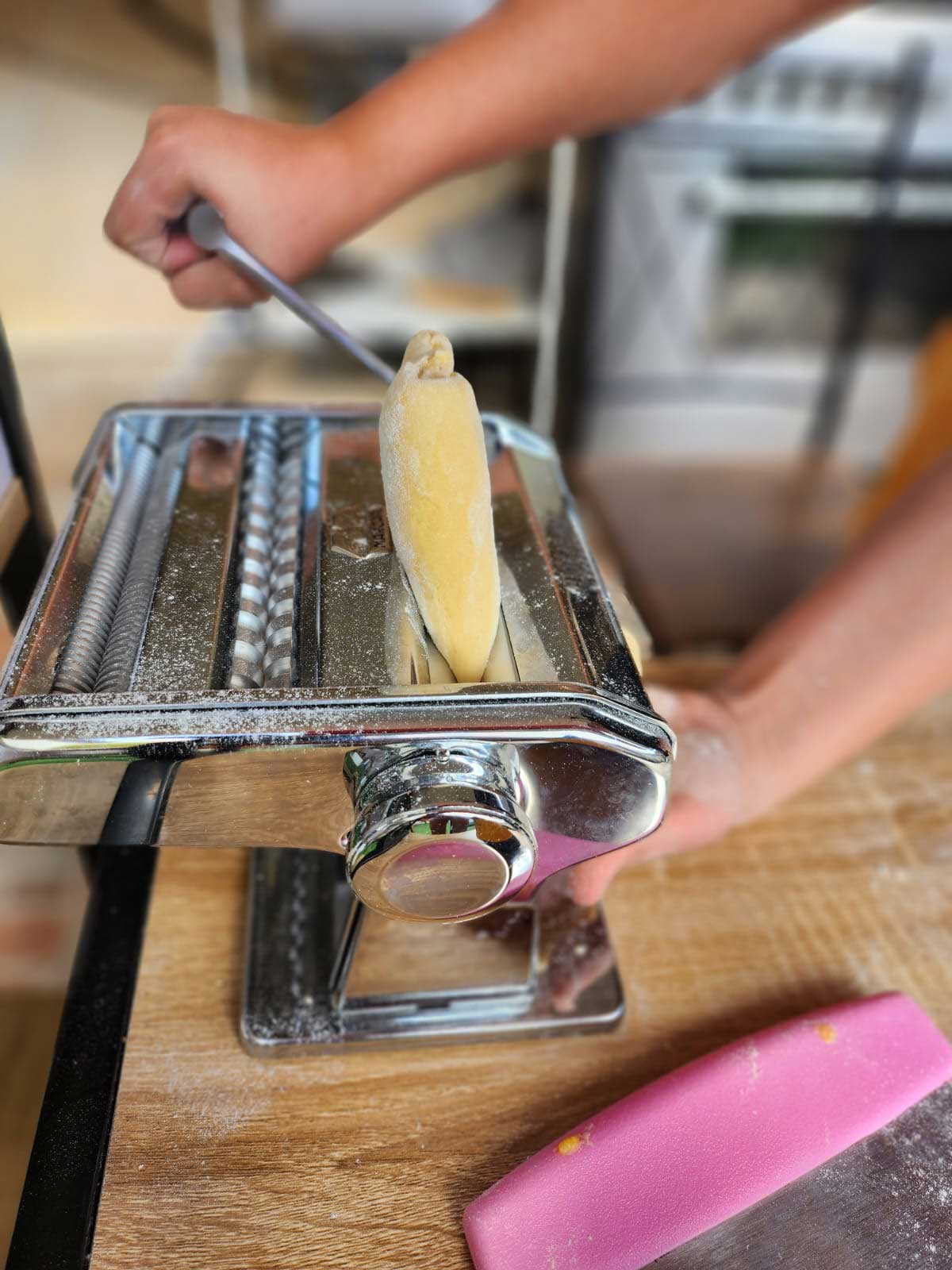 פסטה בעבודת יד של אריאל שרעבי. צילום: פרטי