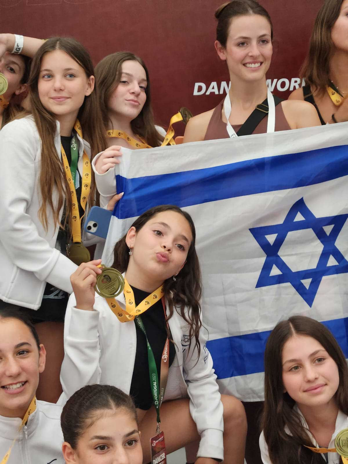 רקדניות סטודיו דאנס פאקטורי מהרצליה זוכות במדליות בתחרות ריקוד עולמית בפורטוגל Dance Wolrd Cup
