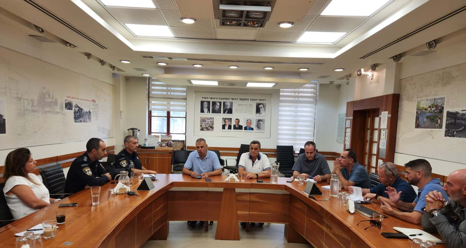 פורום הביטחון שהתכנס בעיריית כפר סבא. צילום: עיריית כפר סבא
