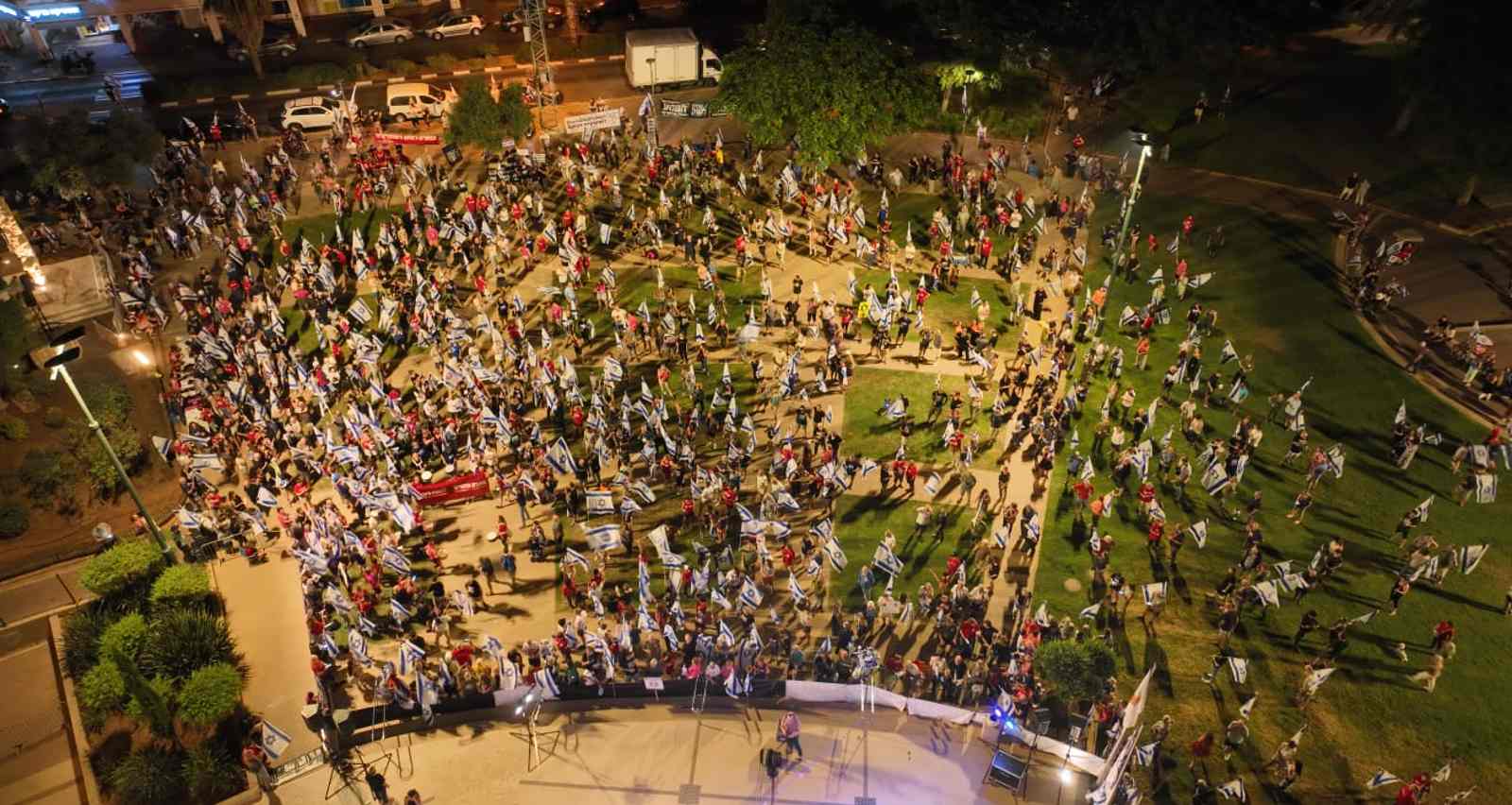 ההפגנה בהוד השרון. צילום: אבישי רייזנר