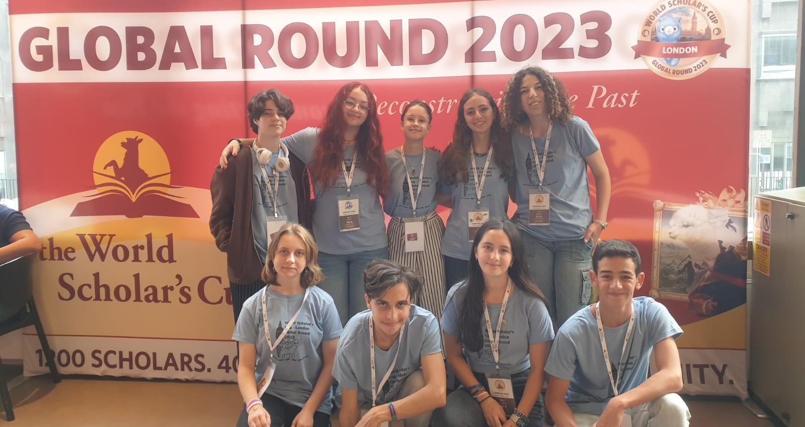 תלמידי נבחרות חטיבת שרת בתחרות בלונדון. צילום: פרטי