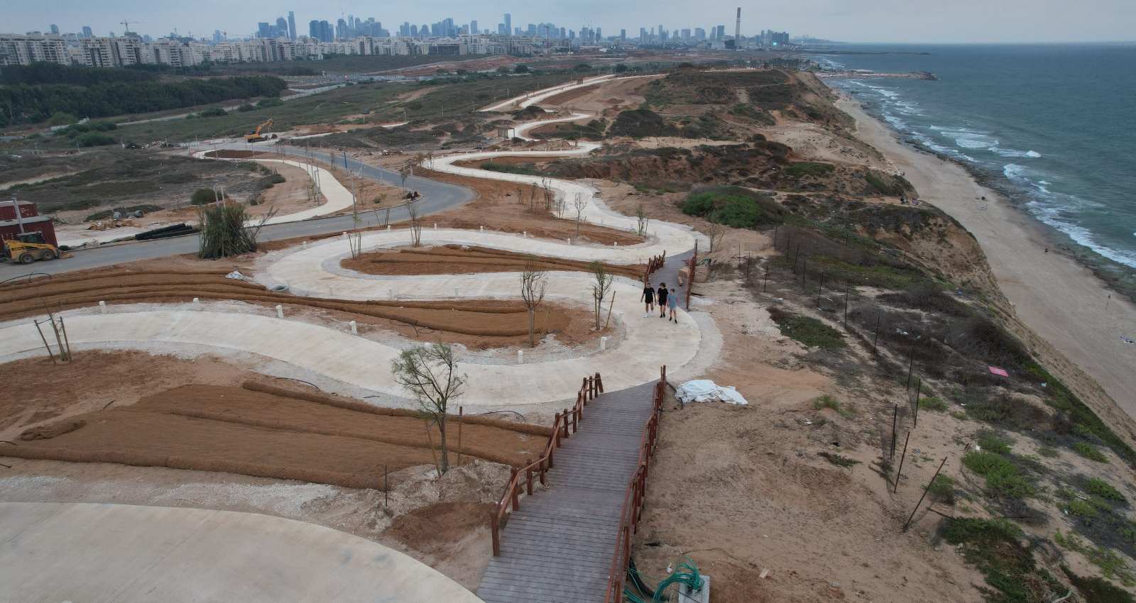 הטיילת הפארק החופי. צילום: יותם מונק