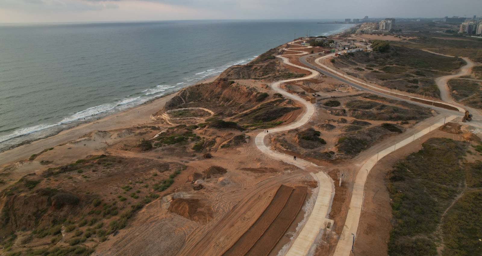 טיילת הפארק החופי. צילום: יותם מונק