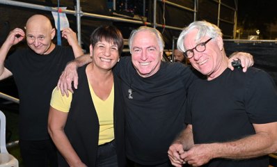 שושי כחלון כידור עם תיסלם. צילום: רן אליהו