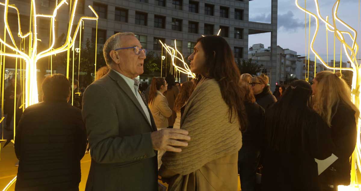 שלי שם טוב ומשה פדלון בעצרת להשבתו של בנה, עומר, לאחר 100 ימים כחטוף בעזה