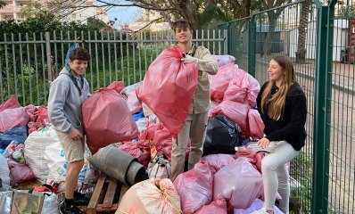 נערים מהצופים של רעננה בפרוייקט מחזור בקבוקים