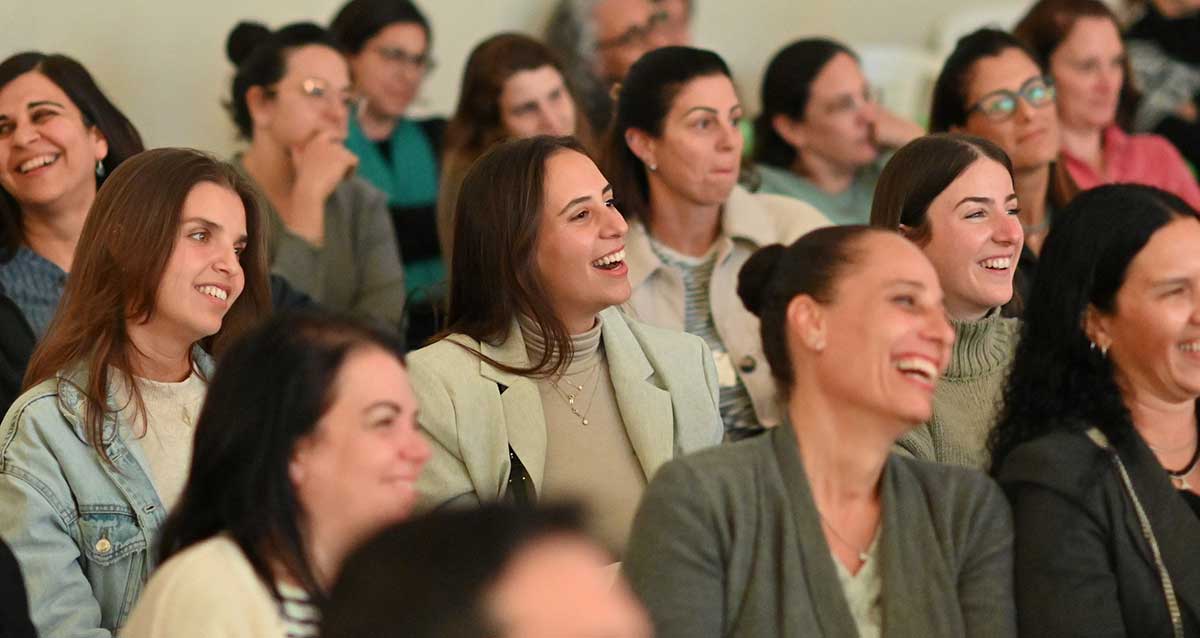 נשות כפר יונה בכנס. צילום: רן אליהו