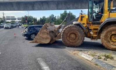 טרקטור התנגש במכונית בצומת גלילות