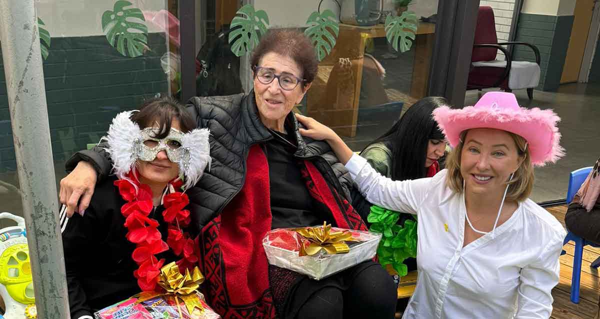 אולסיה קנטור ורות רזניק