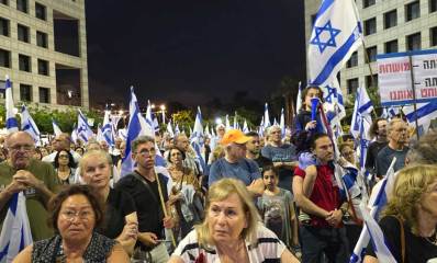 מפגינים בהרצליה