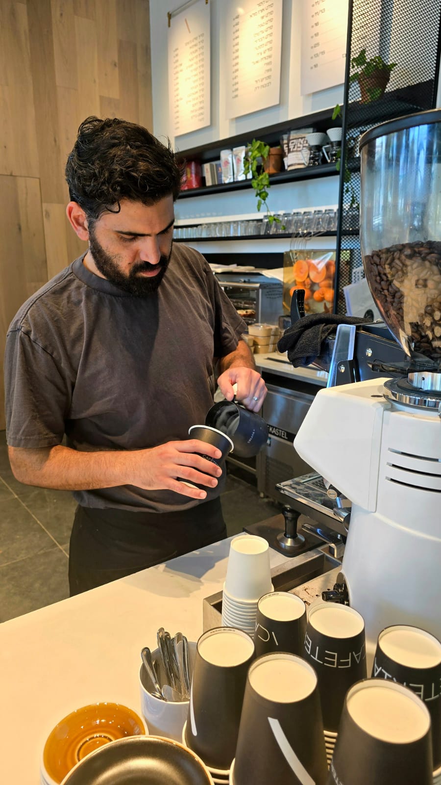 עומר ליב. הבעלים של קפיטריה בנינא. צילום: פרטי