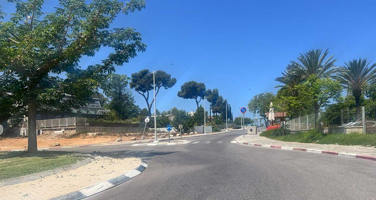 הכניסה לקיבוץ גליל ים