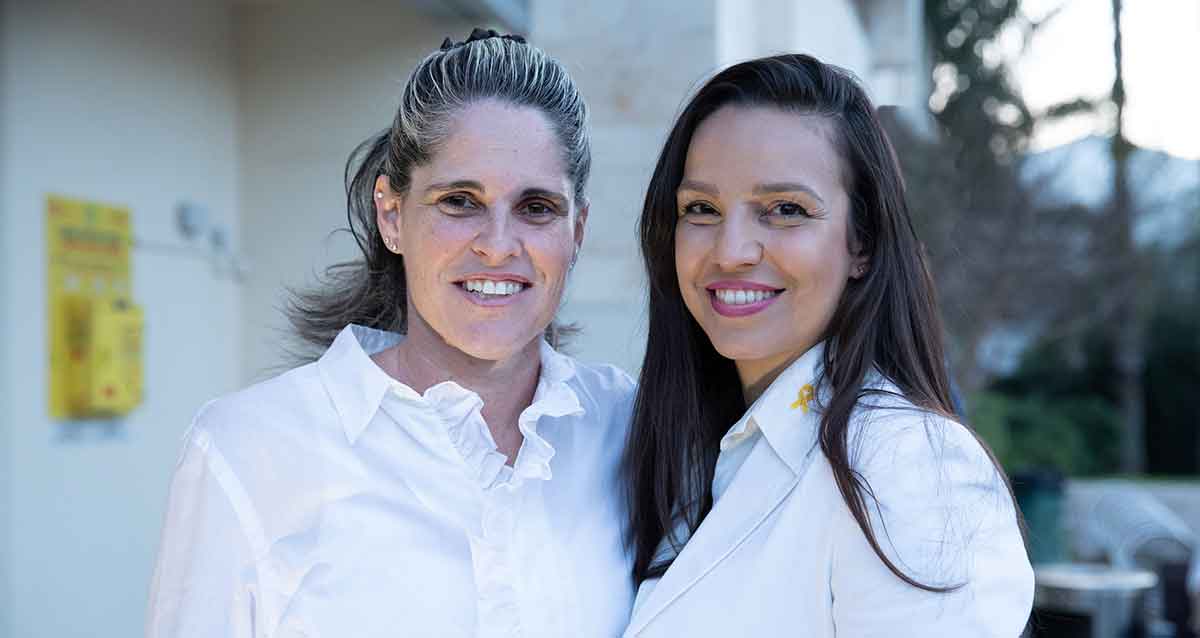 מימין: יו"ר ועדת המשנה לתכנון ובנייה רמת השרון, לירון בלומנר, וסגנית ראש העירייה, ענת לין