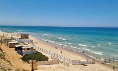 החוף הנפרד בהרצליה. צילום: דוברות עיריית הרצליה