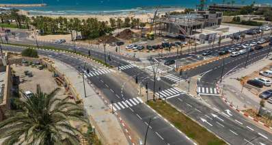 הצומת המחברת את שדרות אבא אבן ואלי לנדאו בהרצליה בסמוך למרינה הרצליה