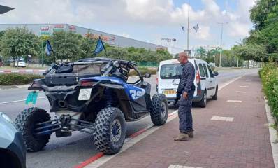 עצירת רכב שטח באגי שנסע בפראות בכפר סבא
