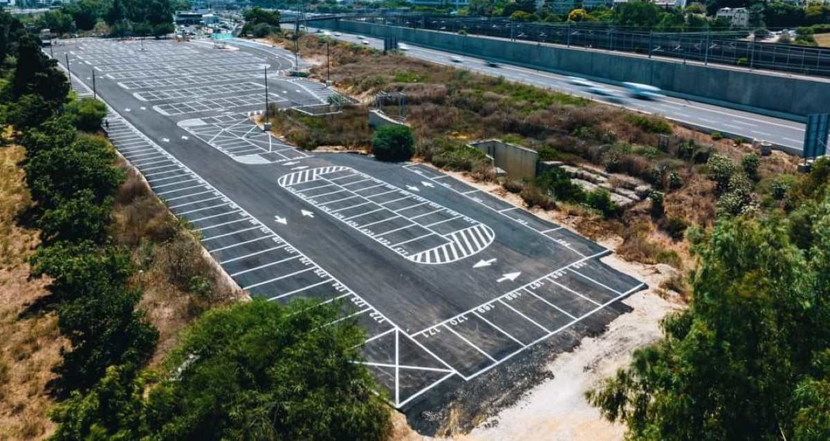 חניון הרכבת החדש, מבט מלמעלה. צילום: עיריית הרצליה