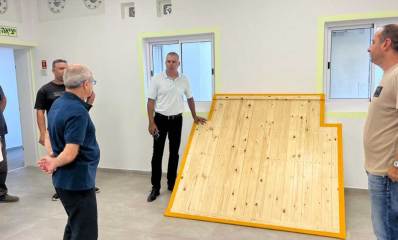 רפי סער במרחב המוגן החדש בבית הספר אוסישקין