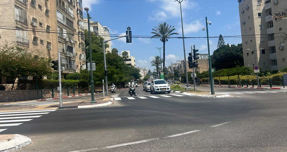 צומת ברחוב אוסישקין רמת השרון