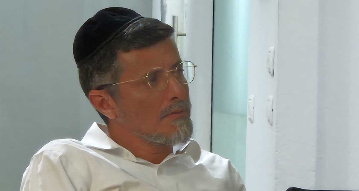 תמונת פנים של זכי טיירי