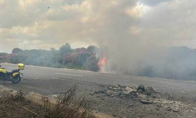 שברי היירוט בכביש 6. צילום: מד"א