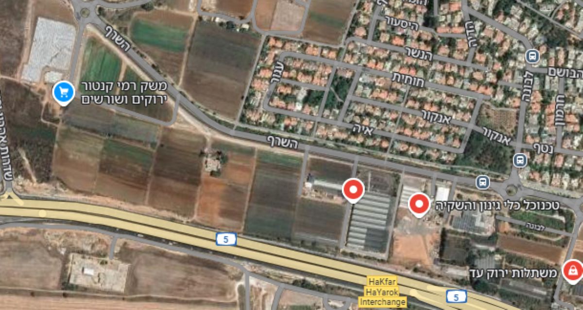 אדמות חקלאיות ברמת השרון המערבית. תצלום אוויר: גוגל מפס