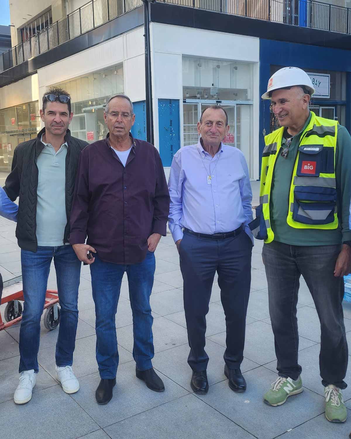 איתן בר זאב, רון חולדאי, יצחק רוכברגר וחי גאליס