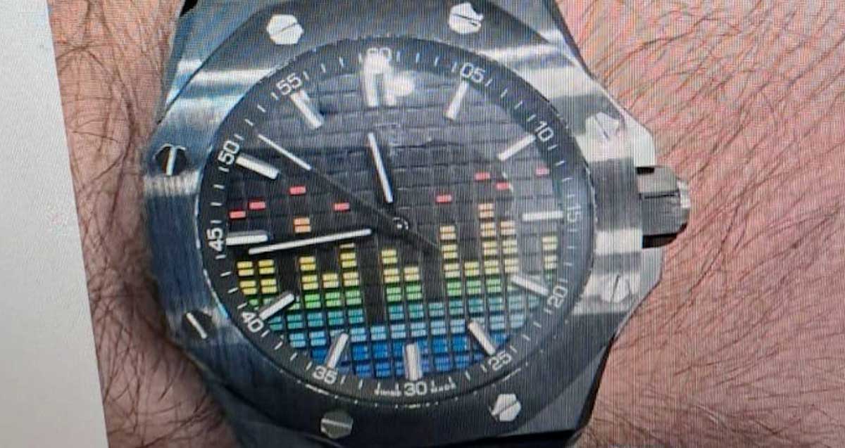 שעון יוקרה ענוד על פרק כף יד