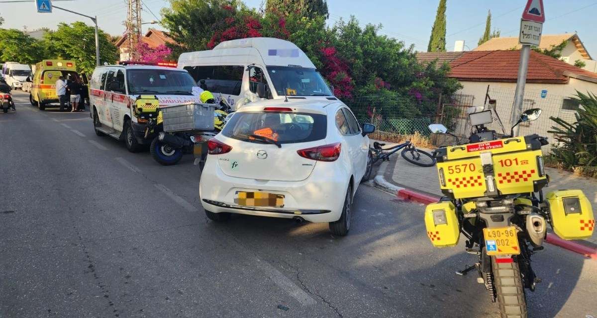 זירת התאונה ברחוב גיל. צילום: תיעוד מבצעי מד"א