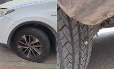 קולאז׳ של שתי תמונות שבהן צמיג עם תקר. בורג תקוע בצמיד