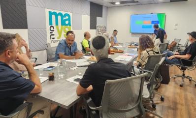 מפגש הסברה עם תושבים. צילום: "מיה"