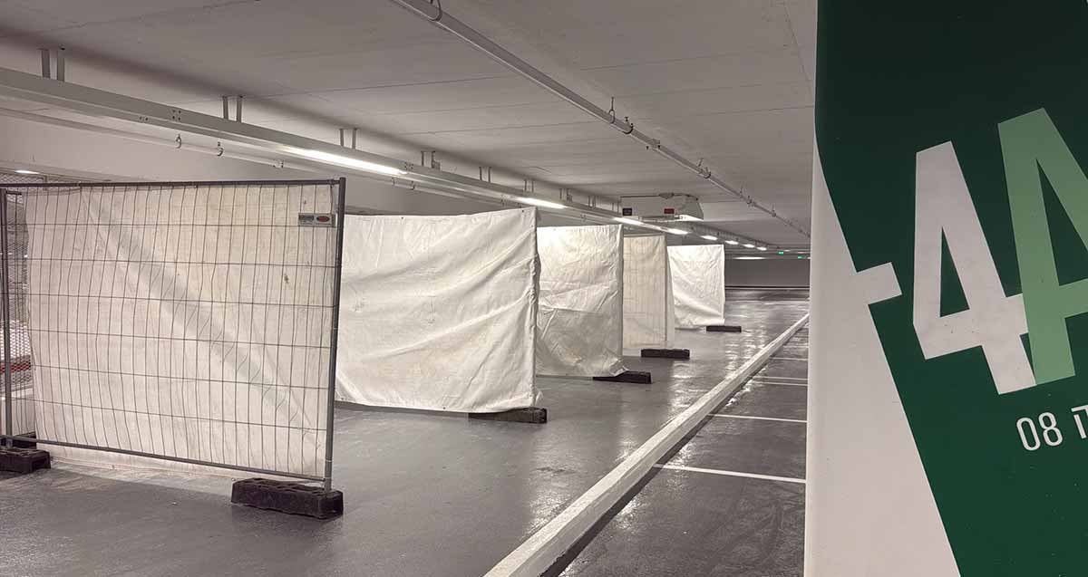 תאים פרטיים לרכבים במרחב המוגן של חניון ביג פאשן גלילות