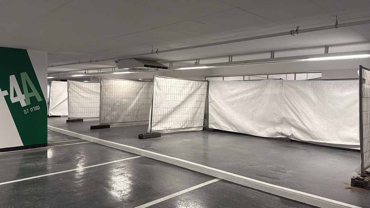 תאים פרטיים לרכבים במרחב המוגן של חניון ביג פאשן גלילות