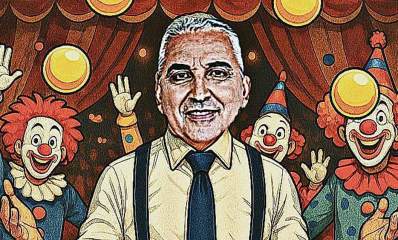 חיים ברוידא עושה ג׳אגלינג בקירקס.. מאחוריו ליצנים מנופפים