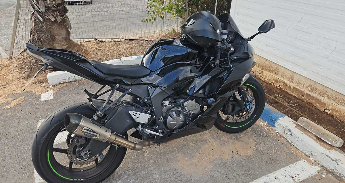האופנוע שנתפס עם סמים. אופנוע ספורט.