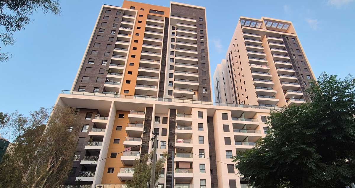 בניינים ומגדלים - הפרויקט של אאורה. שלב א עם 240 דירות